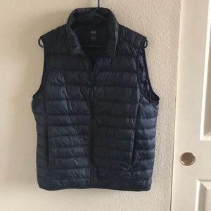 UNIQLO Mens Light Down Vest